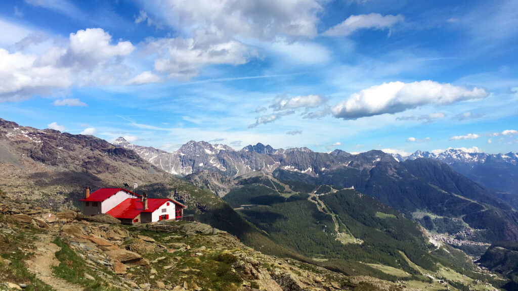 Hotel il portico 1711 dintorni prealpi ed escursioni piani di fora rifugio longoni